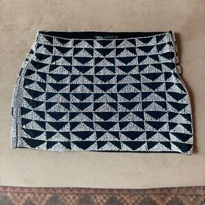 New without tags Zara Beaded mid rise Black white Mini Skirt Size XS